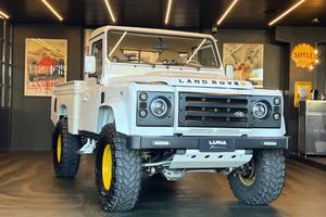 Land Rover Defender 110 2.4 TD4 High Capacity Pick