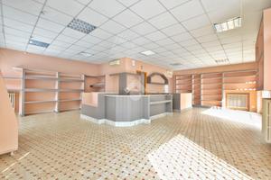 NEGOZIO A TRONZANO VERCELLESE