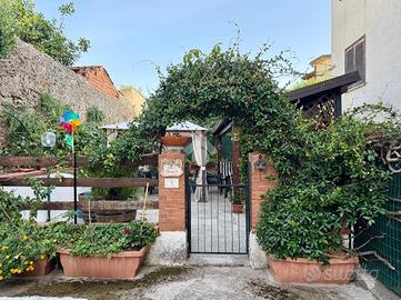 4 LOCALI A DIAMANTE