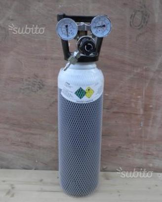 Bombola ossigeno 5 lt e riduttore