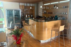 Locale bar attrezzato - lioni (av)