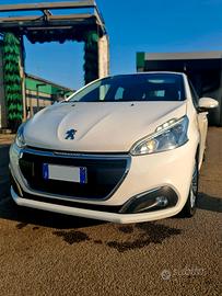 Peugeot 208 hdi 1.5 