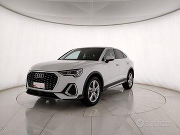 Audi Q3 Sportback 35 2.0 tdi S line edition s-tron