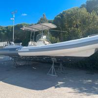 Gommone SACS 25 DREAM con fuoribordo Honda