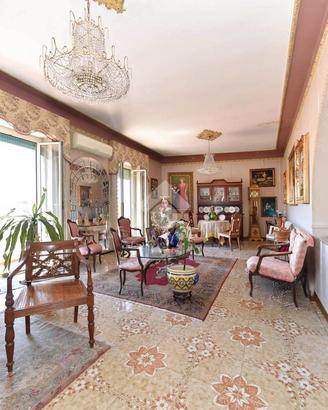 4 LOCALI A CAGLIARI