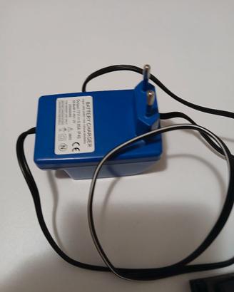 Caricatore batterie 12 volt per giochi peg perego