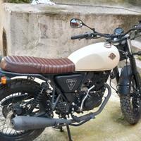 Archive Motorcycle Scrambler 125 - 1100 km