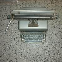 Macchina da scrivere anni 50
