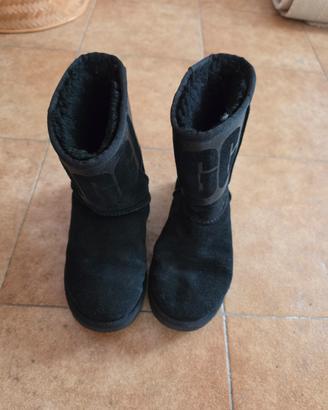stivali donna UGG taglia 38 