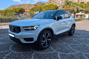 Volvo XC40 D3 R-Design Full Optional