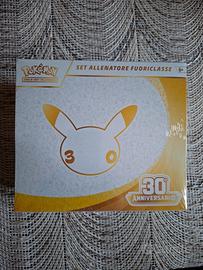 ETB SET ALLENATORE FUORICLASSE 30º ANNIVERSARIO