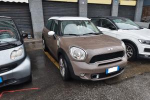 MINI CAOUNTRYMAN COOPER S