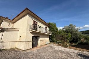 CASA INDIPENDENTE A ANAGNI