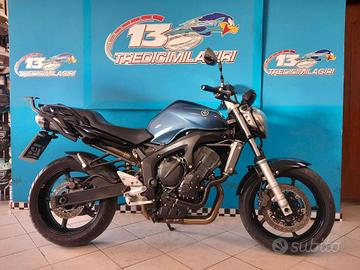YAMAHA FZ6