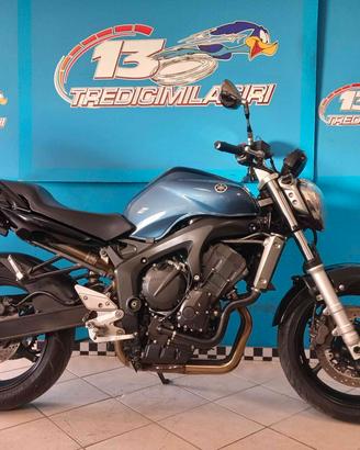 YAMAHA FZ6