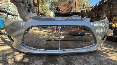 Paraurti ford fiesta