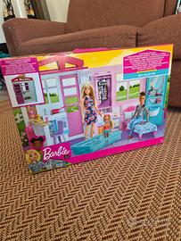 casa Barbie con accessori  close&go