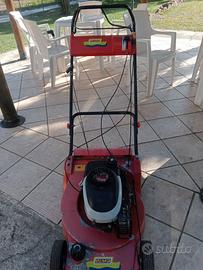 tagliaerba con trazione