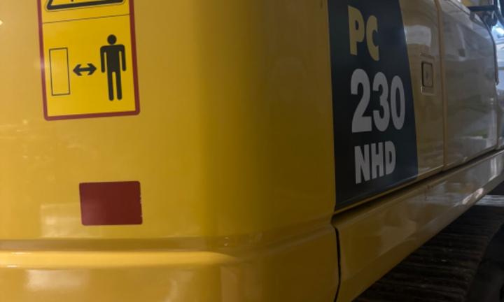 Komatsu PC 230 NHD