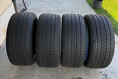 Pneumatici 255/35R19     92W      4 stagioni
