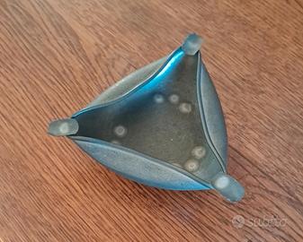 posacenere in peltro