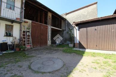 CASA DI CORTE A CERRO MAGGIORE