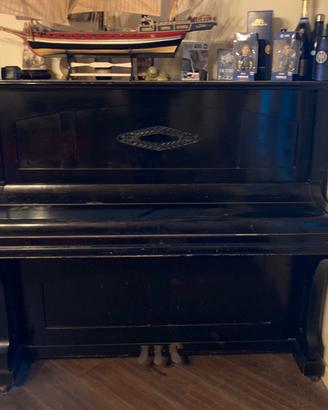Pianoforte verticale d’epoca