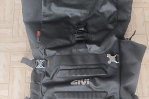  coppia di borse laterali GIVI GRT709 CANYON