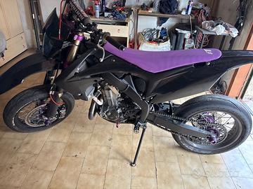 Crf 450 supermotard targato perfetto