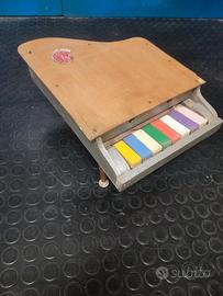 pianoforte giocattolo vintage 