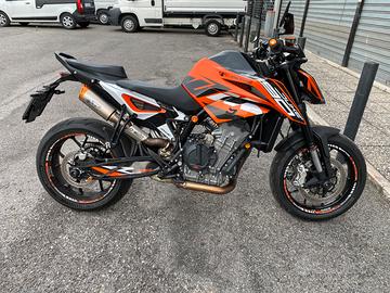 KTM DUKE 790