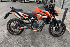 KTM DUKE 790