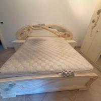 Letto matrimoniale