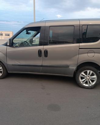 Furgone Opel Combo 1.6 multijet 7 posti