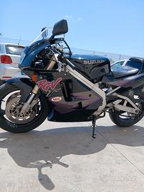 Suzuki rgv250