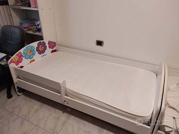 Lettino bambino/a completo Doghe Materasso incluse