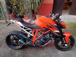 KTM 1290 Super Duke - 2016
