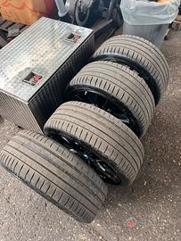 Michelin pilot sport 4 225/40R19 255/35R19 BMW