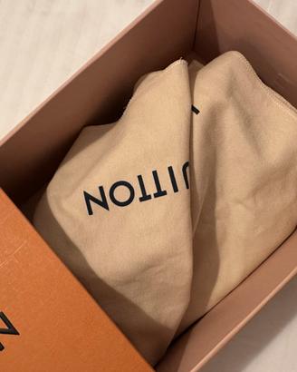 Catchy PM Louis Vuitton