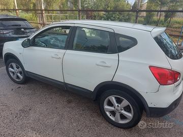 Nissan Qashqai 1500 dci
