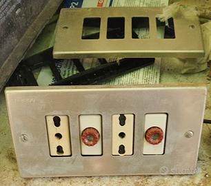 materiale elettrico 