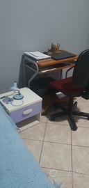 tavolino rotelle studio con sedia 