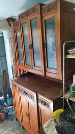 Credenza con alzata vetrinetta anni 1930 bolognese