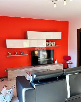 4 LOCALI A DESENZANO DEL GARDA
