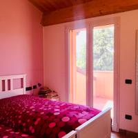 2 letti singoli IKEA in legno bianco. Buono stato