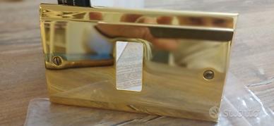 Targhetta/placca marcata in ottone x interruttore