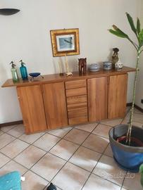 mobili tavolo portabottiglie 