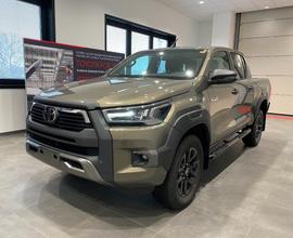 TOYOTA Hilux 2.8 D A/T 4WD 4 porte Double Cab In