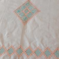 coperta matrimoniale cm 270x280 Ricamata a mano 