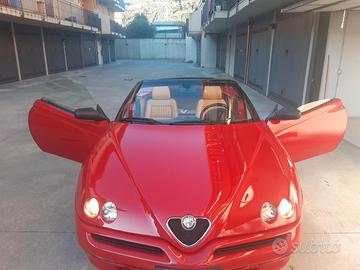 alfa romeo spider 